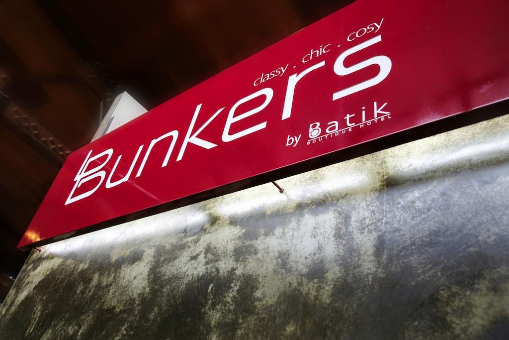 Bb Bunkers Vandrarhem Santubong Exteriör bild